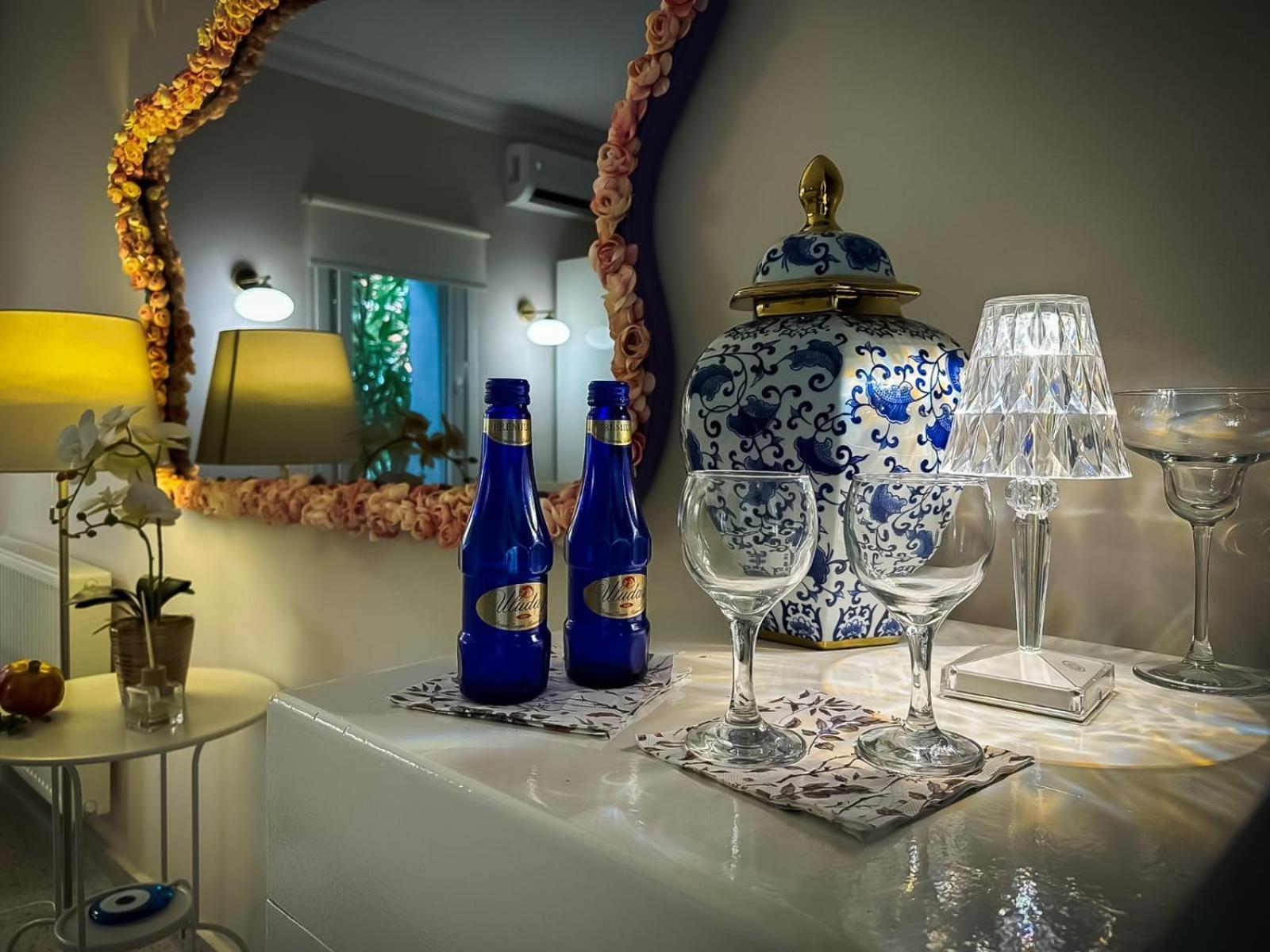 Hi Hotel Ivy Bueyuekada Адалар Екстериор снимка