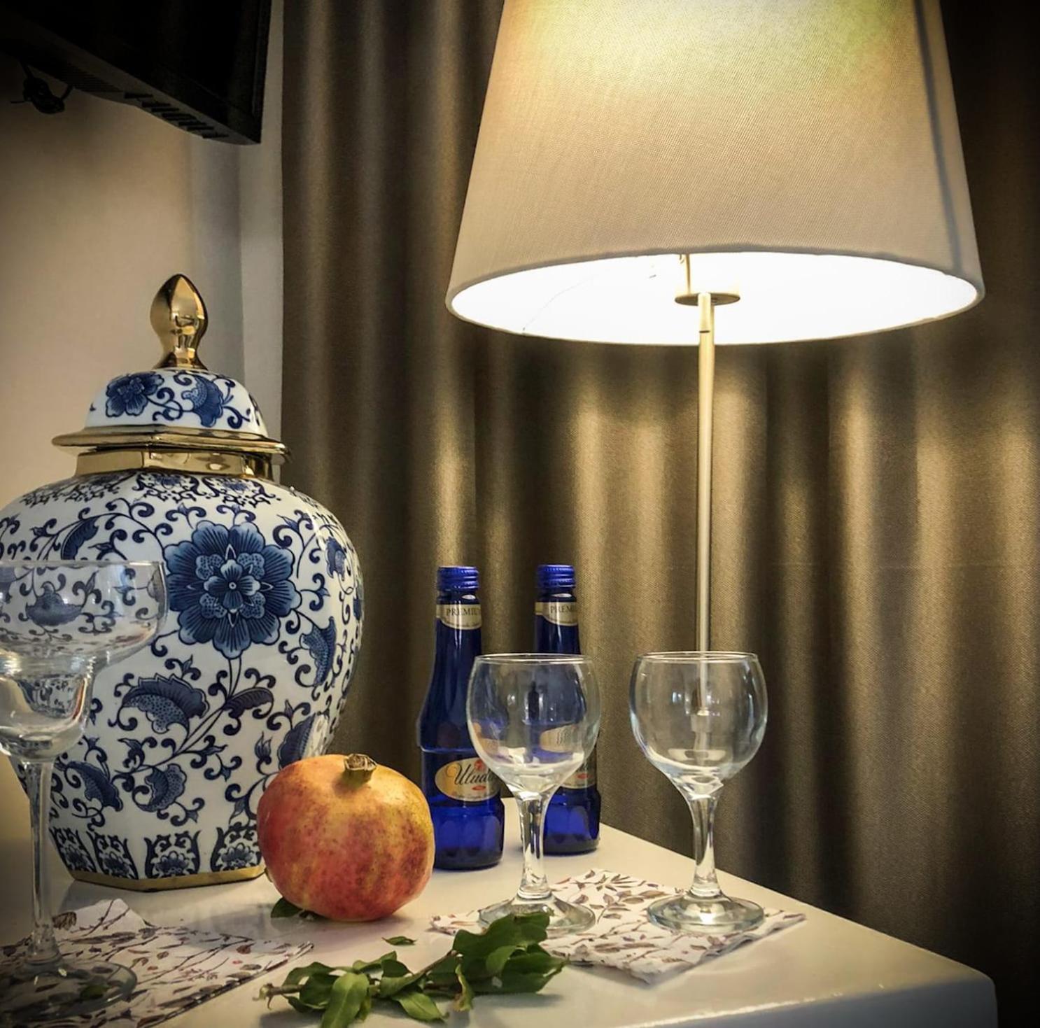 Hi Hotel Ivy Bueyuekada Адалар Екстериор снимка