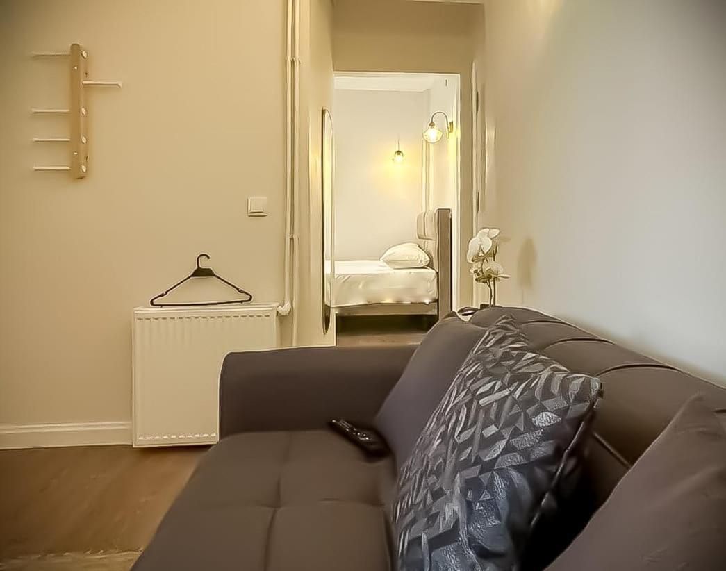 Hi Hotel Ivy Bueyuekada Адалар Екстериор снимка
