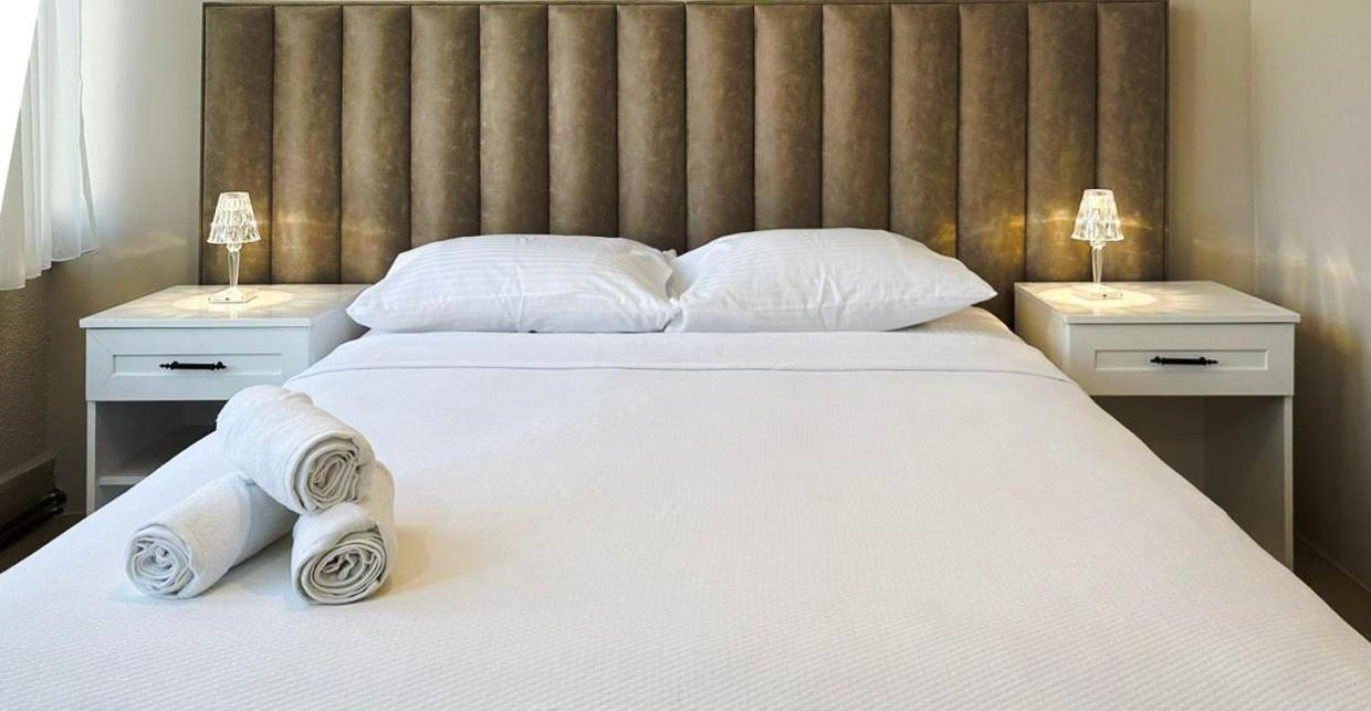 Hi Hotel Ivy Bueyuekada Адалар Екстериор снимка