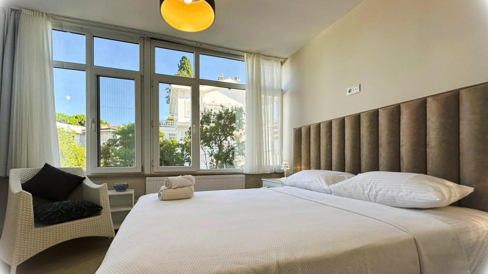 Hi Hotel Ivy Bueyuekada Адалар Екстериор снимка